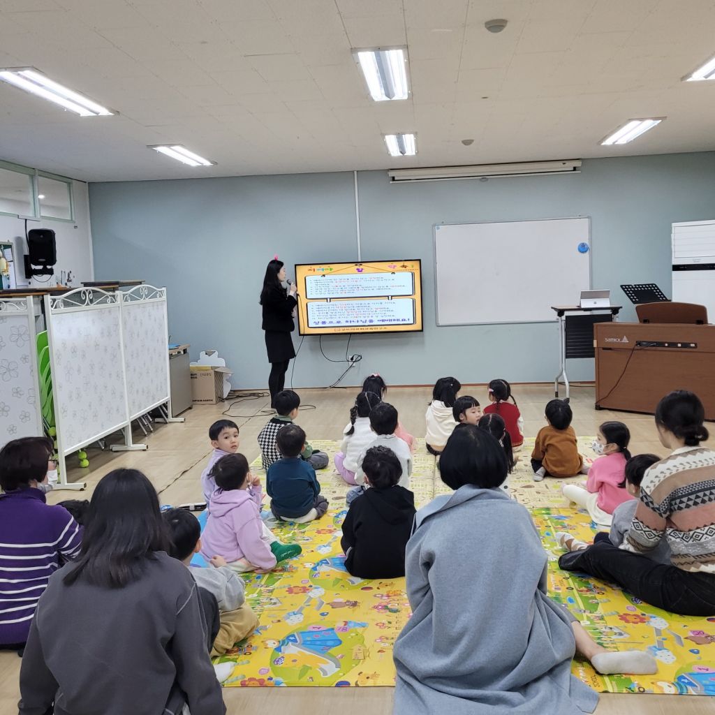 KakaoTalk_20230218_110857783_03.jpg