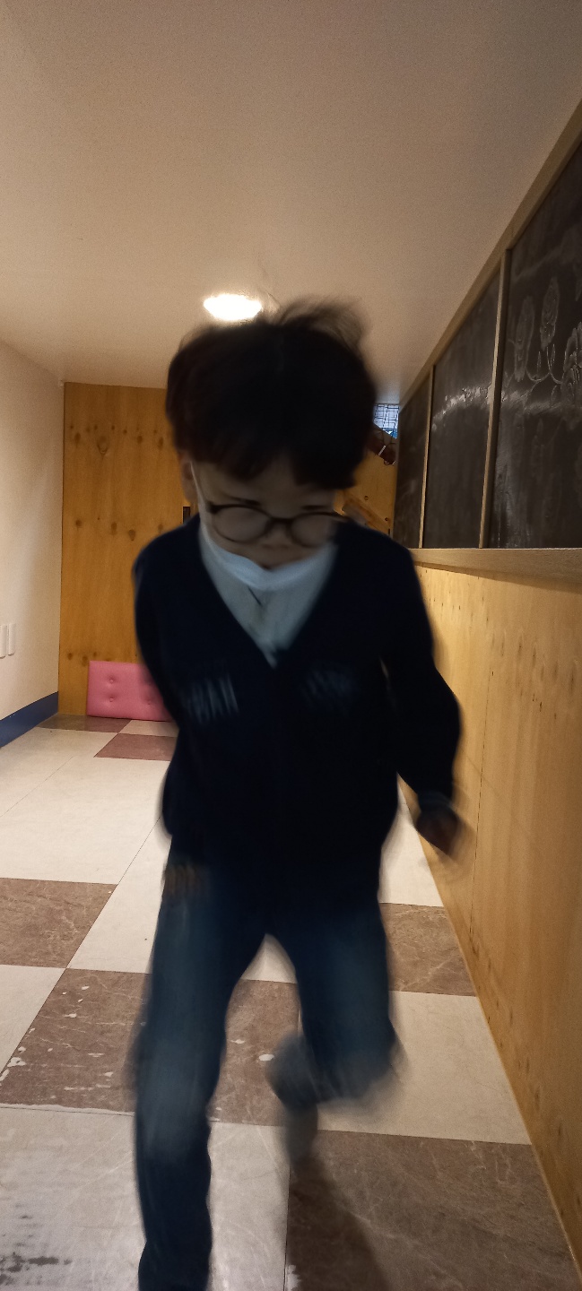 1651397809318-12.jpg