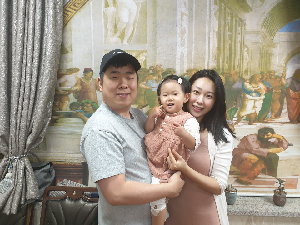 윤지성.jpg