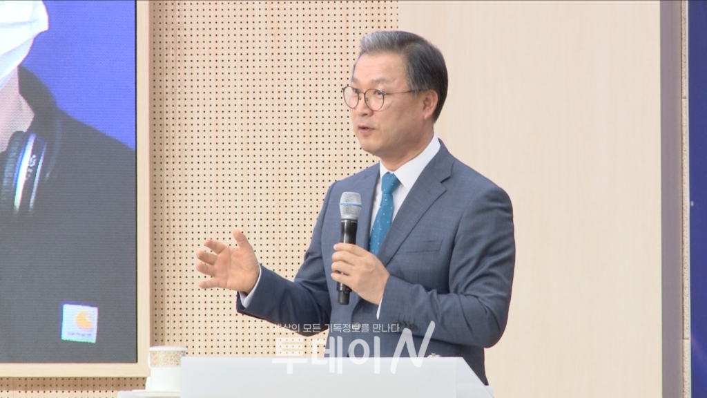스크린샷-2021-09-05-오후-9.39.57.png