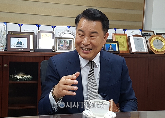 고구마 전도 김기동 집사, 목사되어 한국교회 신고식…순복음춘천교회 부흥성회 인도해