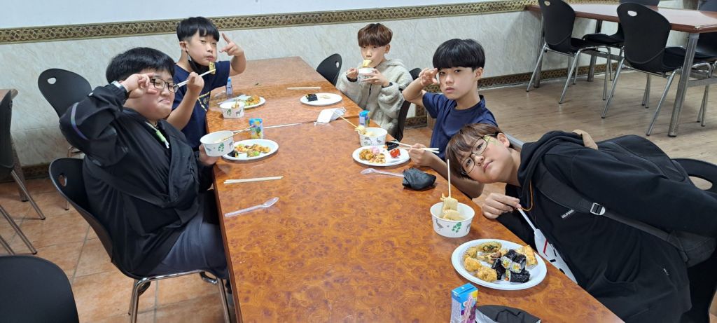 KakaoTalk_20220521_164923442_01.jpg